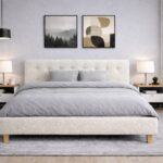 Łóżko tapicerowane BONY na drewnianych nogach